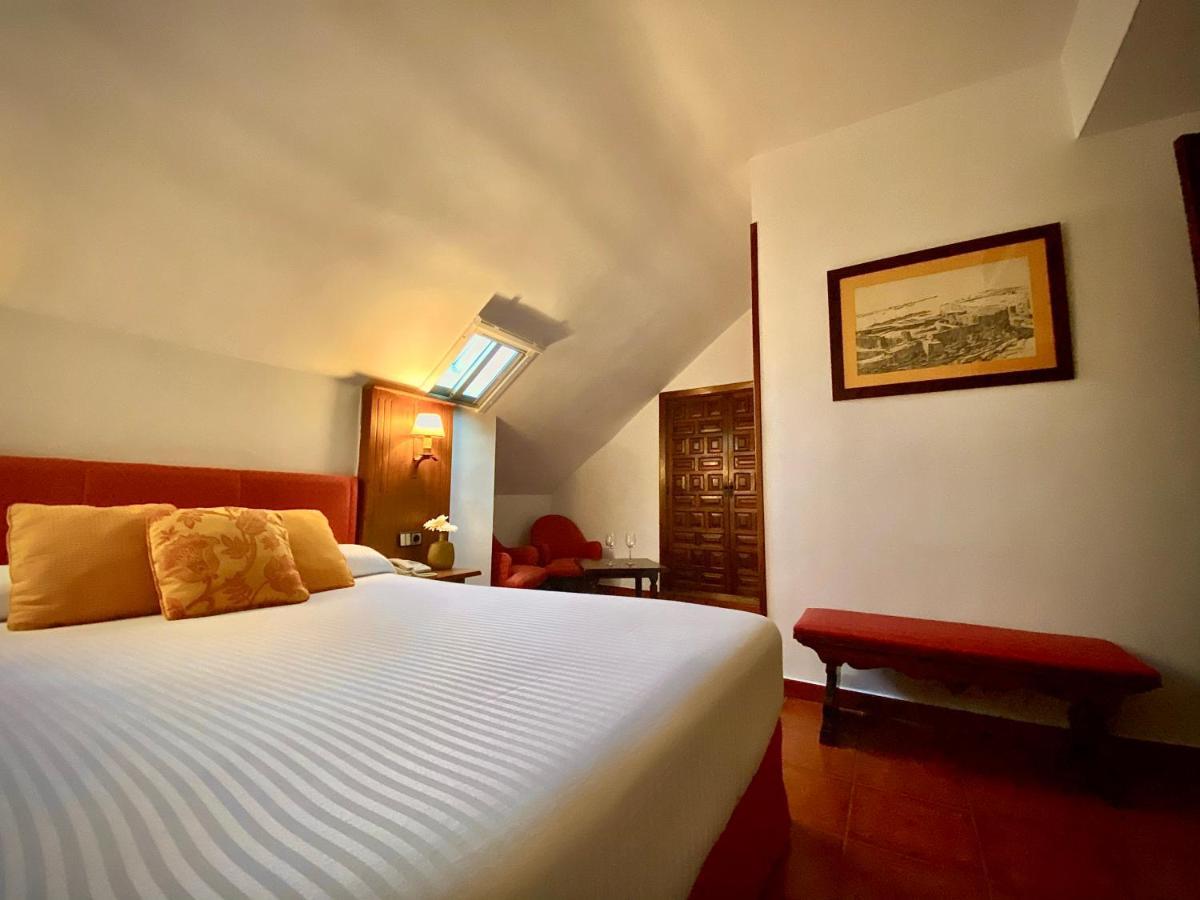 Budget Double Room,930552901:JPEG
